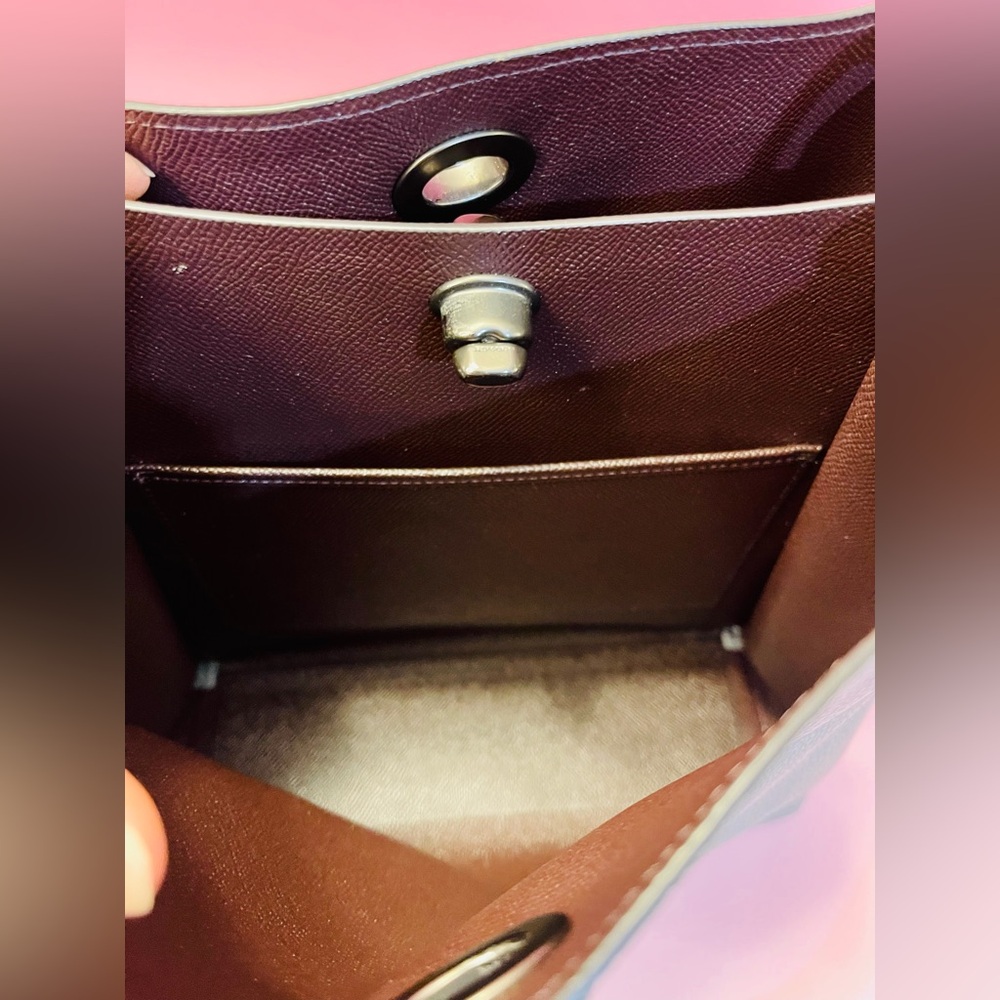Coach Gray Leather Shoulder Bag - Picture 9 of 10